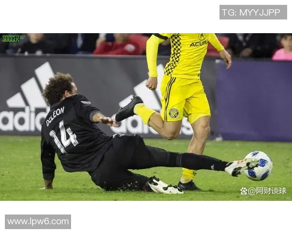 芝加哥联合与圣路易狮的激烈对决揭示足球战术与团队精神的较量